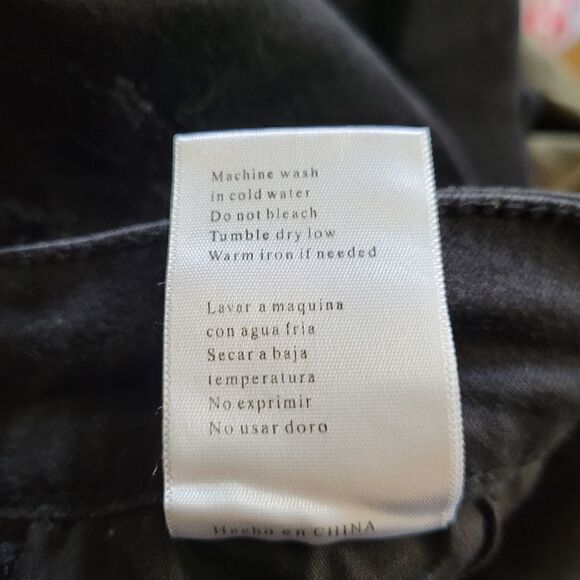 Kancan Distressed Cuffed Black Shorts - Picture 5 of 5